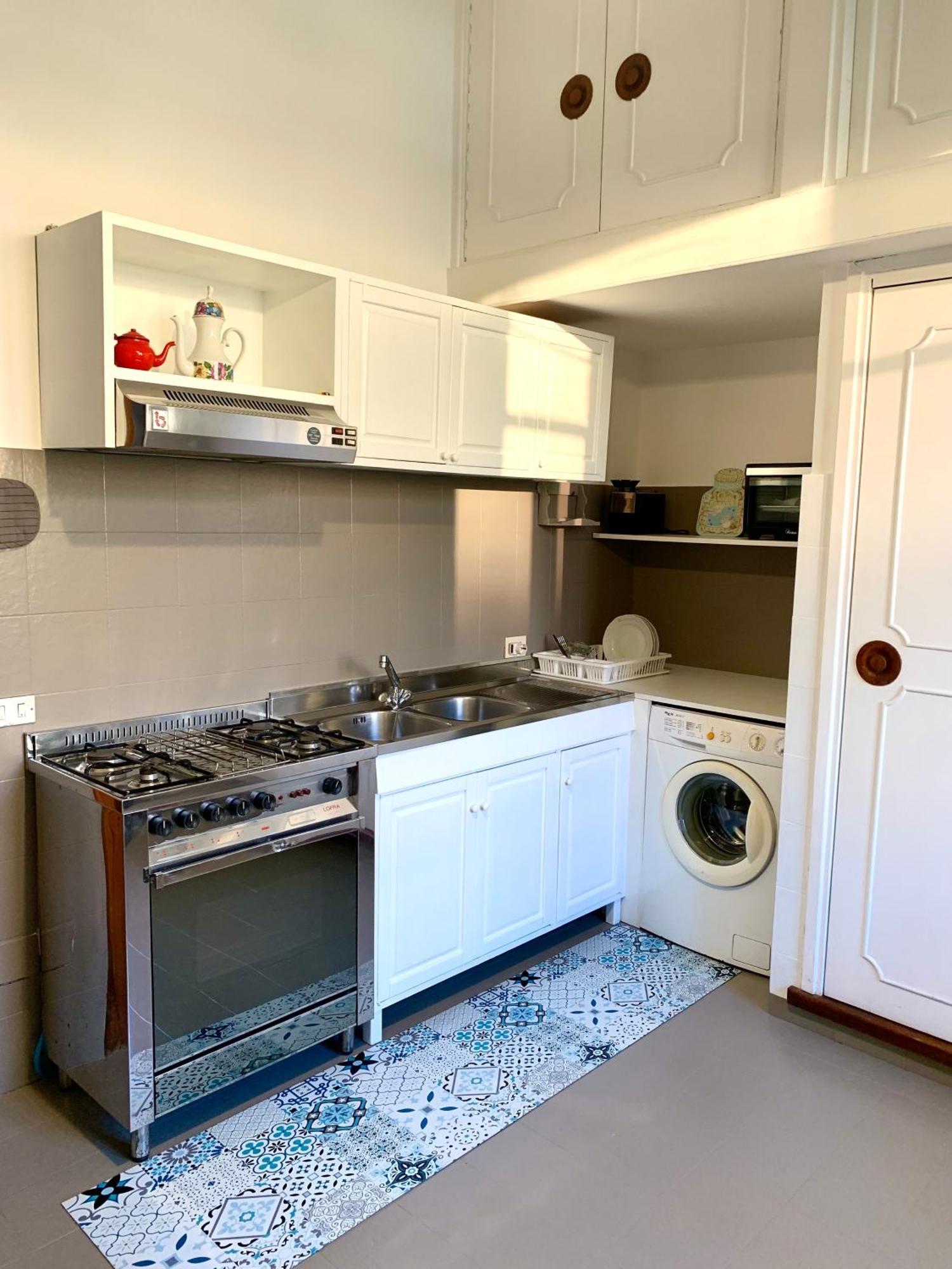 Guest House A Due Passi Olbia Buitenkant foto